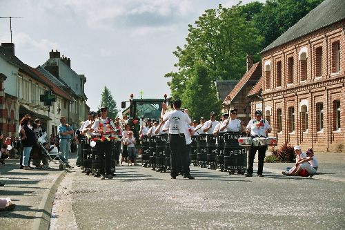 TAM TAM PERCU VERSION DEFILE