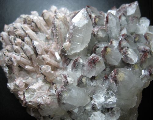 quartz avec fantomes et inclusions, nikolaevsky mine, dalnegorsk