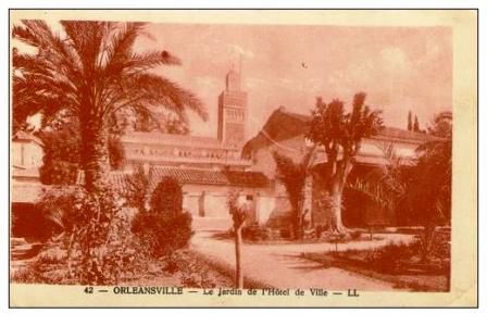 L'ex- mairie et la mosquée