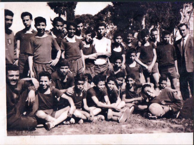 Ancienne photo des élèves du C.F.P.A. d'Orleansville-1958-sur la photo M.Sehailia-A.Zorgui...