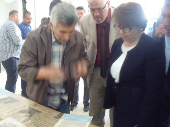 Journée internationale de la liberté d'expression du 02 au 03/2016.Exposition organisée à l'université Hassiba Benbouali  au sein du departement sciences humaines et sociales de Ouled Fares -Chlef