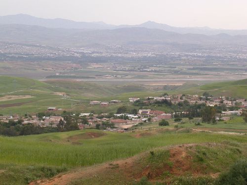 VUE DE LA PLAINE DU CHELIFF A PARTIR DE MEDJADJA