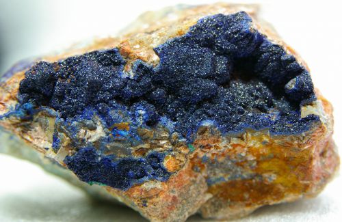 MA 36 - Aouli, Maroc, Azurite sur Fluorite cubique jaune, 80 mm x 45 mm