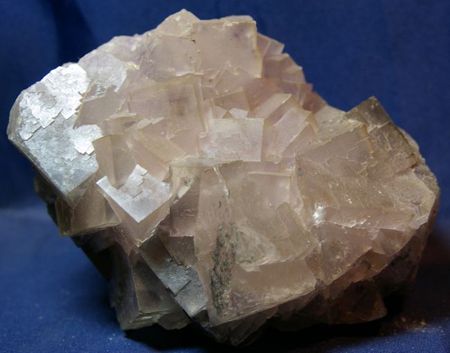 GR 01 - Fluorite, Sunion mine n°17, Laurion, Grèce 190 mm x 140 mm (cubes ma.50 mm)