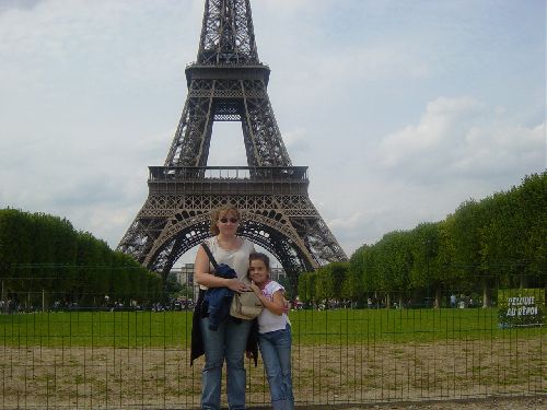 Steph et Lila à.......Paris !!!! C'était pas évident de s'en rappeler !!!