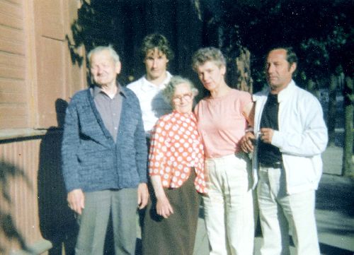 Photo de famille en été 1990