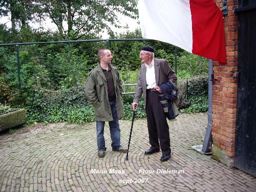 Mario Maas à lentrée du musée que je vous conseille