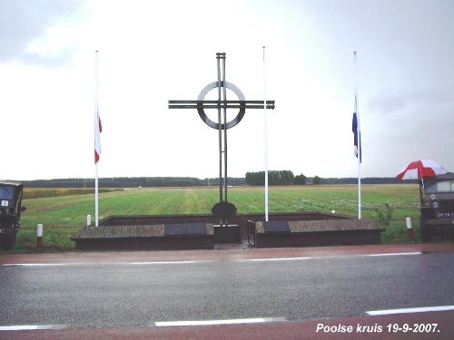 la croix des Polonais le 19/09/2007 journée anniversaire de la li