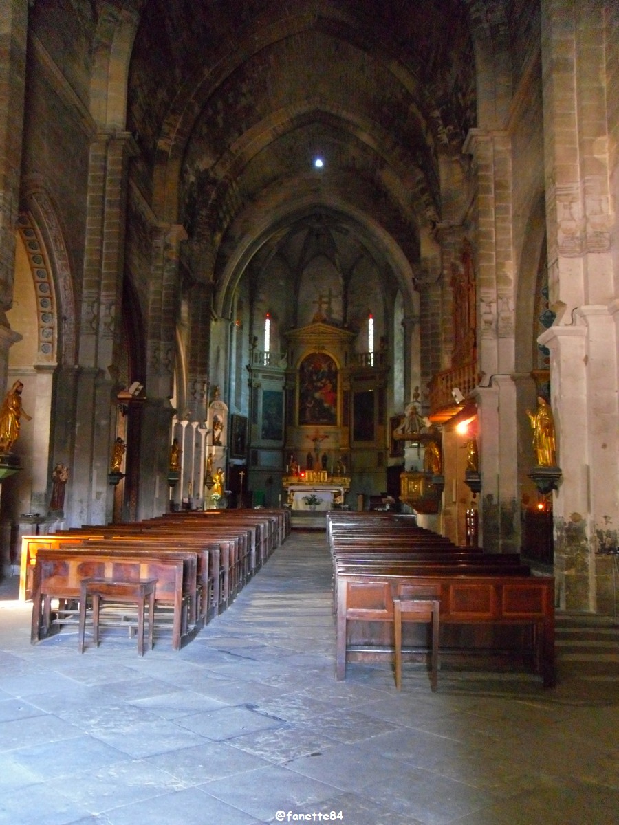 caromb072014 (4) intérieur eglise.JPG