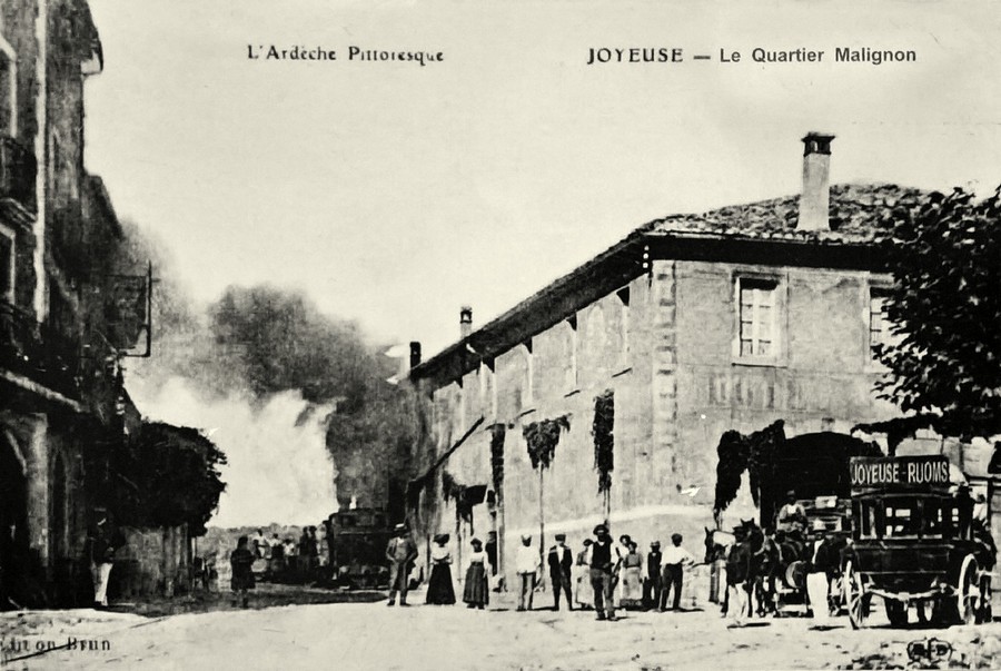 vacances_joyeuse gare 3.jpg