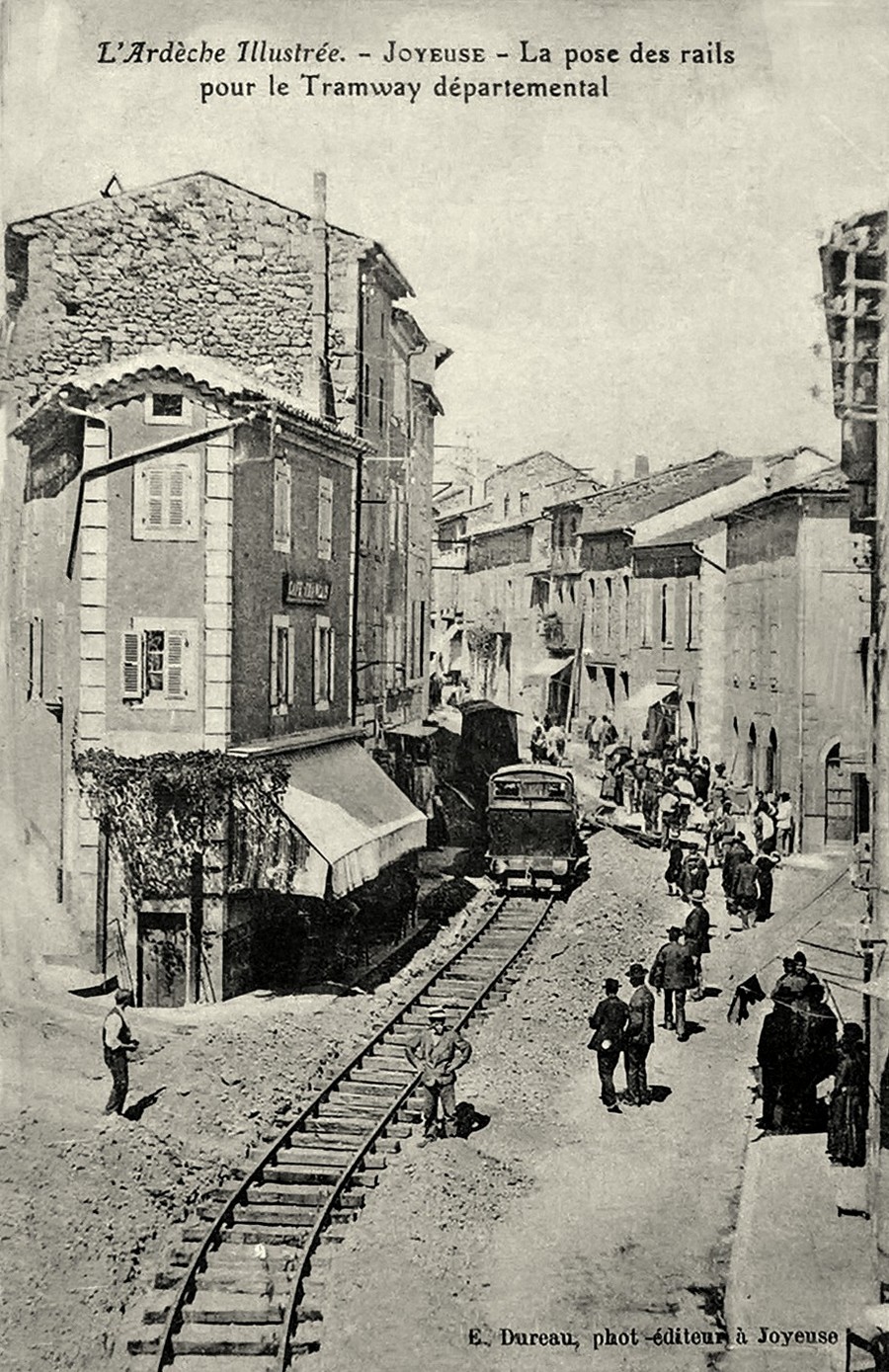 vacances_joyeuse gare 4.jpg