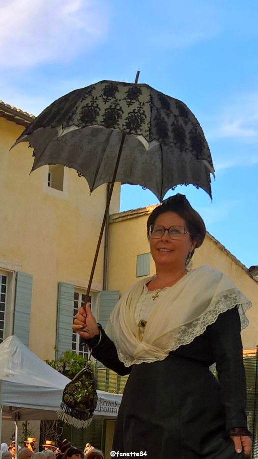 pernes_costumes (17).jpg