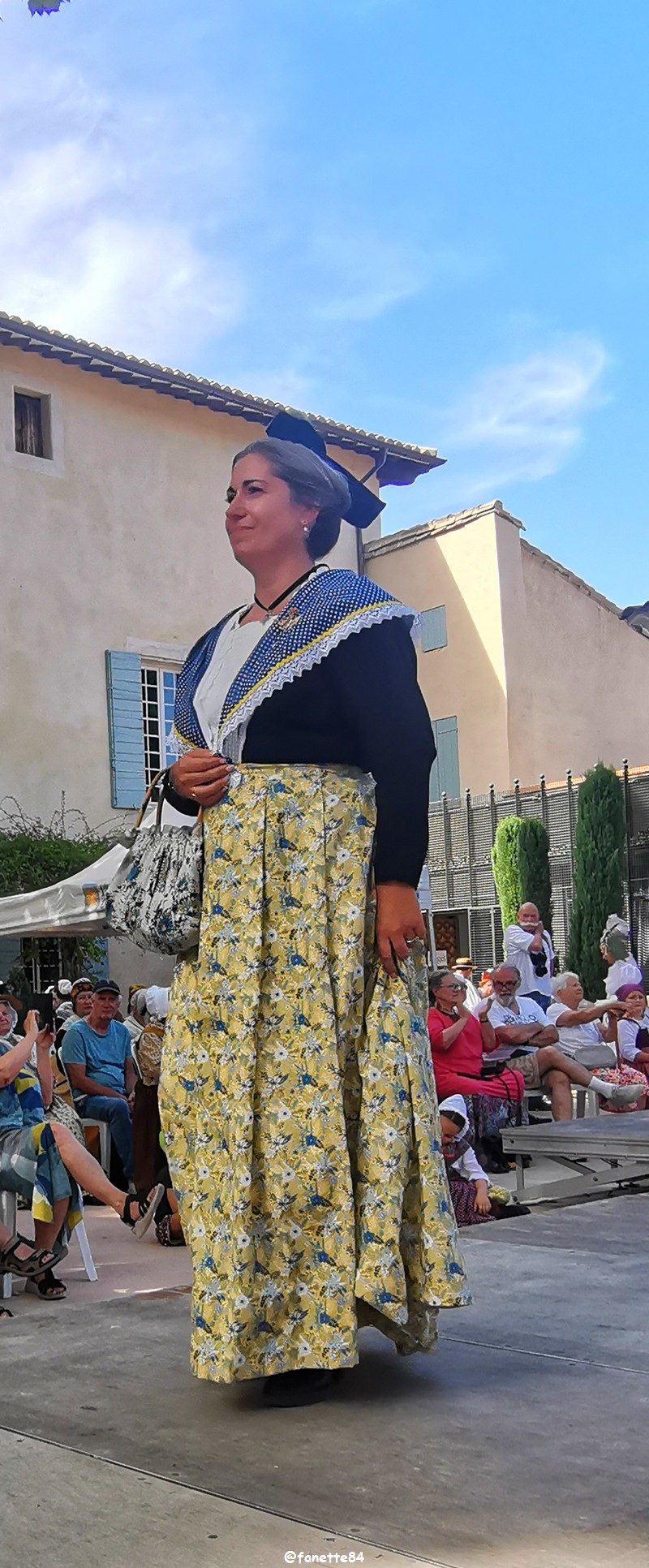 pernes_costumes (20).jpg
