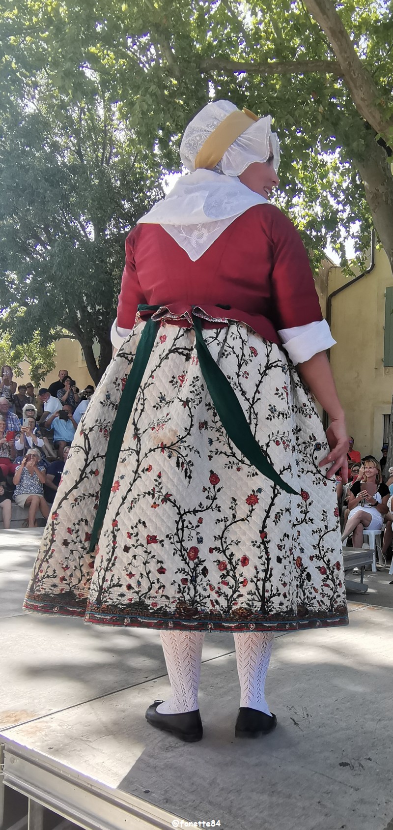 pernes_costumes (49).jpg