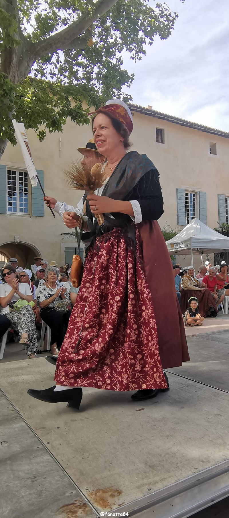 pernes_costumes (121).jpg