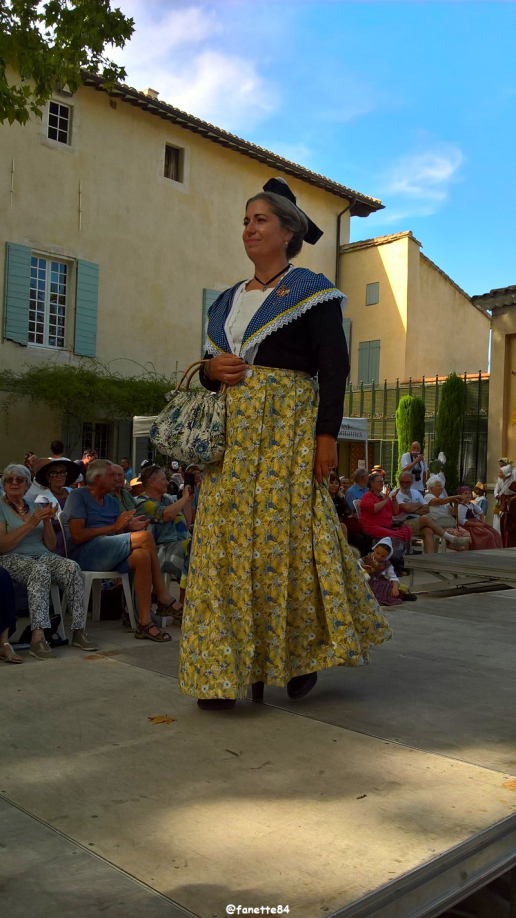 pernes_costumes (173).jpg