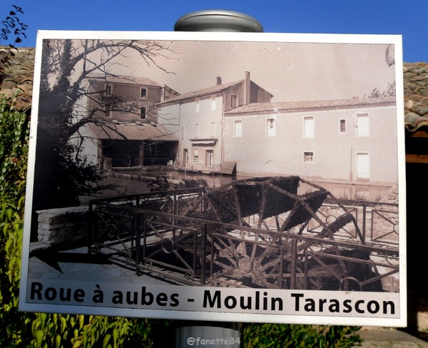 lavoir st saturnin3.JPG