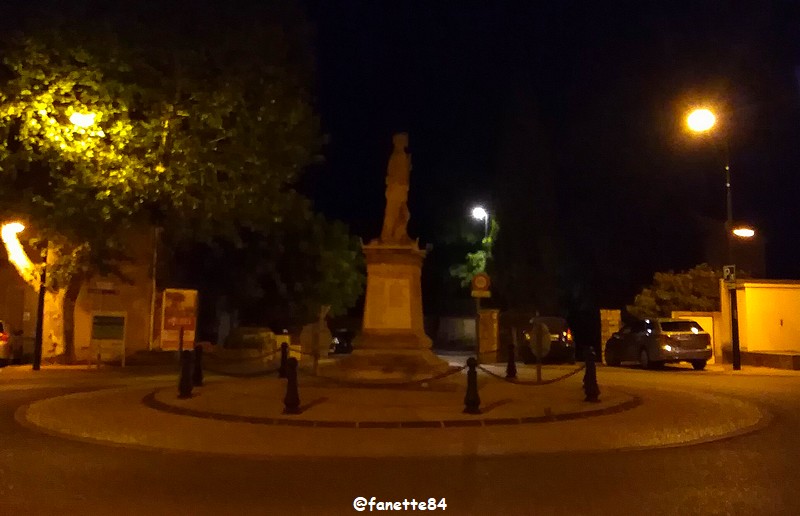 bedarrides monument mort nuit (14).jpg