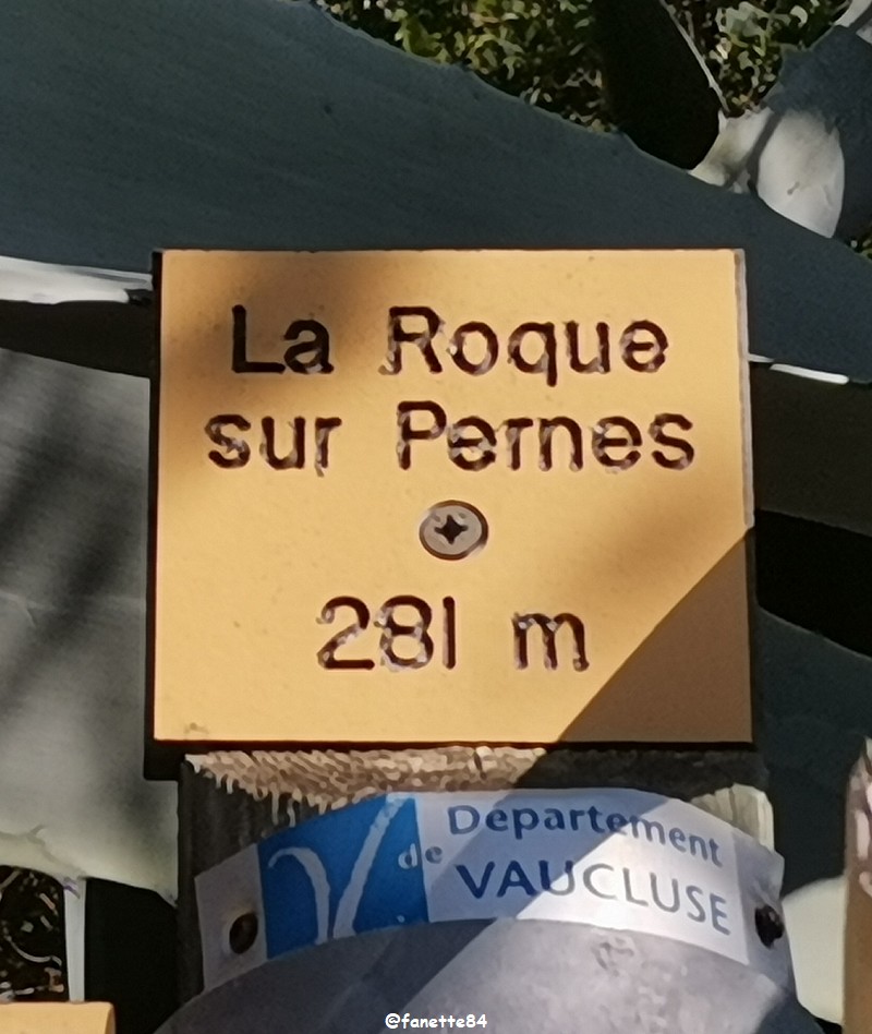 la-roque-sur-pernes (38).jpg