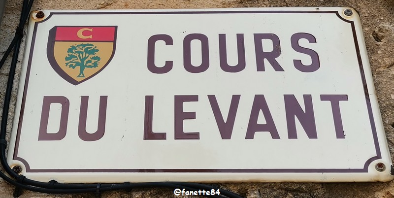 camaret cours du levant (18).jpg