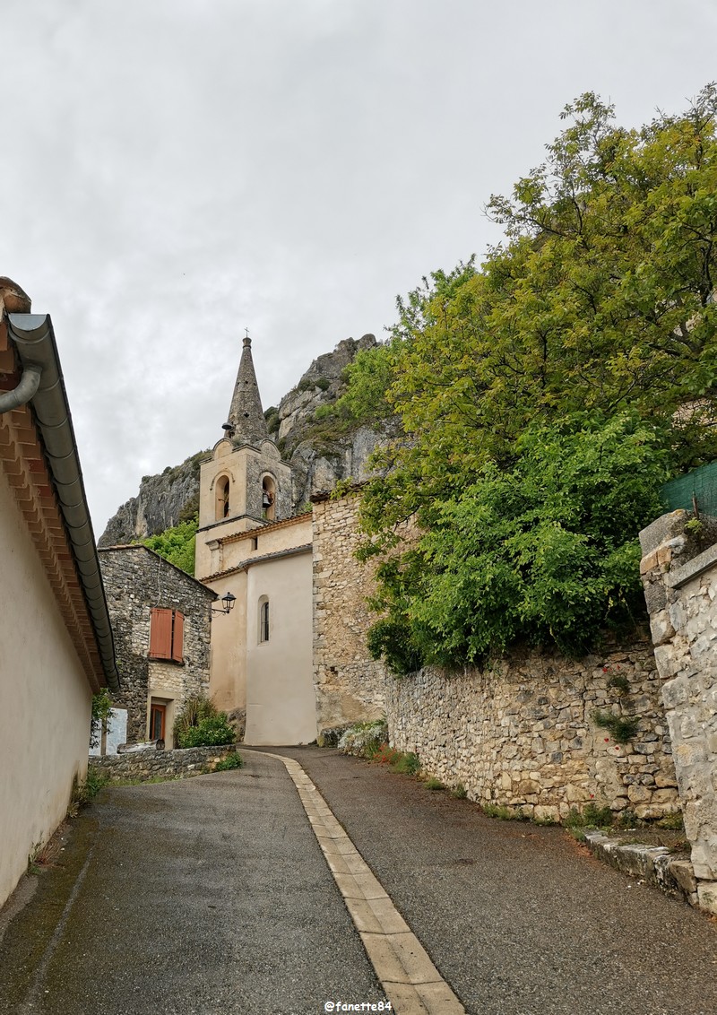 monieux rue de la petite bourgade (145).jpg