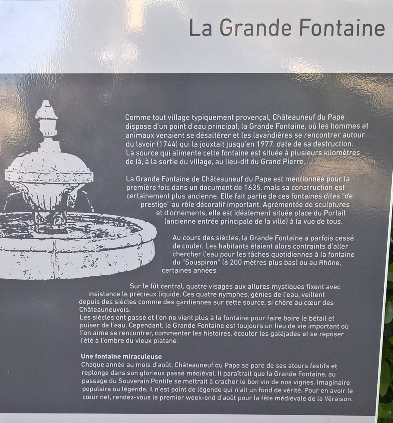 chateauneuf-pape (185) explication fontaine.jpg