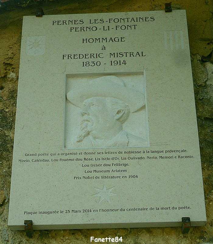 pernes Frederic mistral (7).JPG