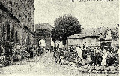 La foire aux oignons à Orange