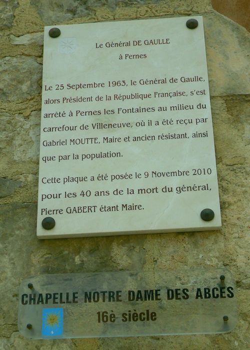 Plaque  pour les 40 ans de la mort du général Pierre Gabert à Pernes les Fontaines