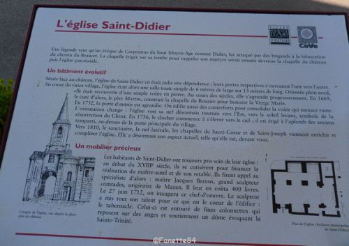 Plaque église à Saint Didier