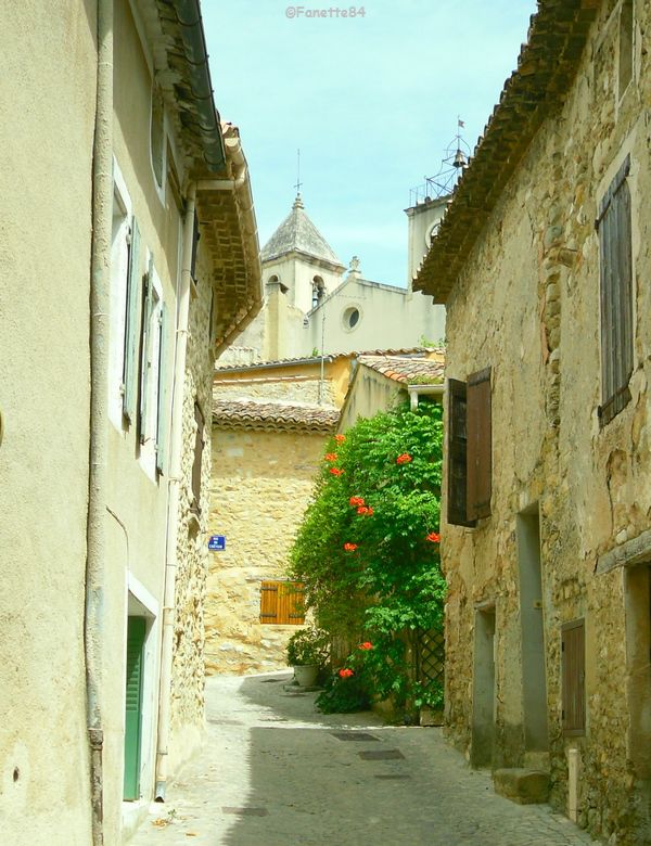 Ruelle de Saint Romain en Viennois