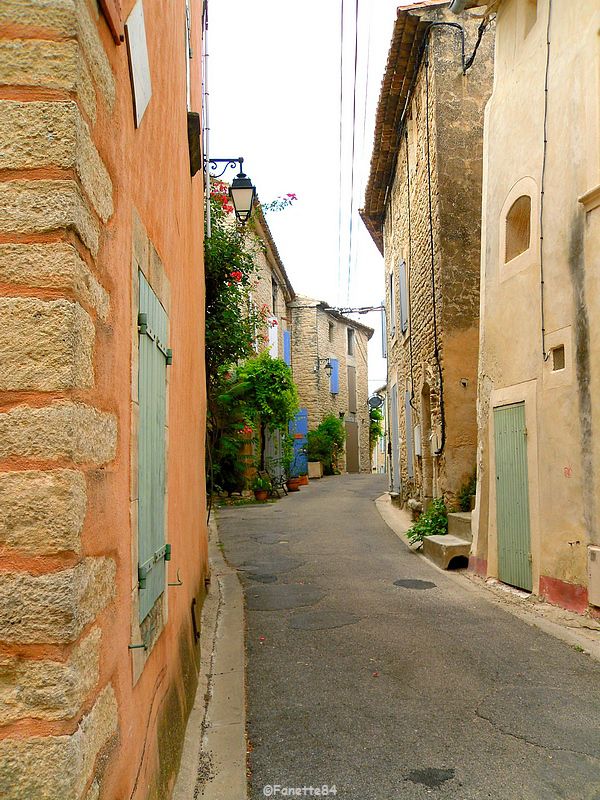 Ruelle à Goult