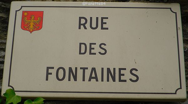 Plaque de rue à Saumane