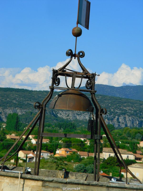 Campanile à Malaucéne