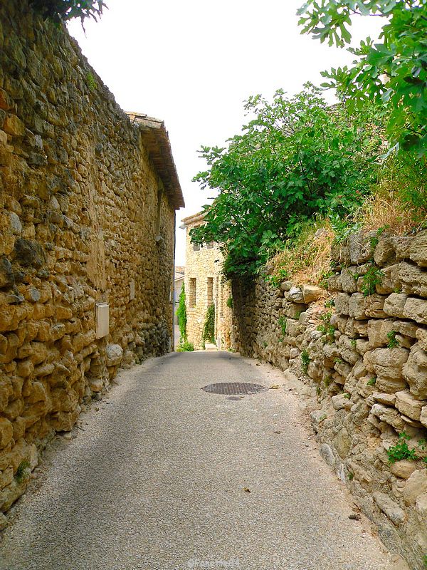 Ruelle à Lagnes