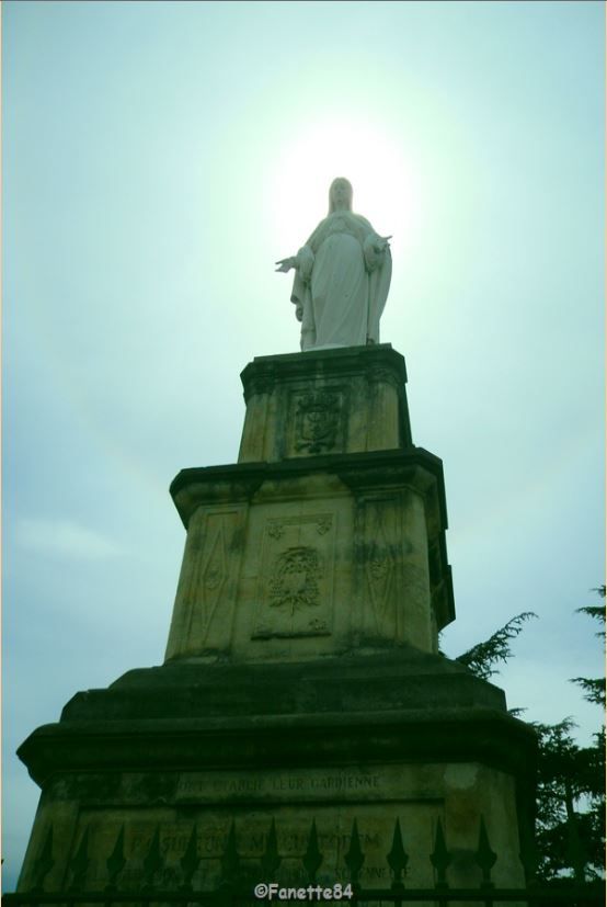 Statue de la Vierge à Orange