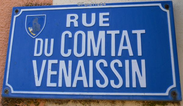 Panneau de rue du Comtat Venaissin à Valréas