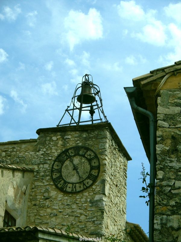 Le beffroi et campanile à Séguret