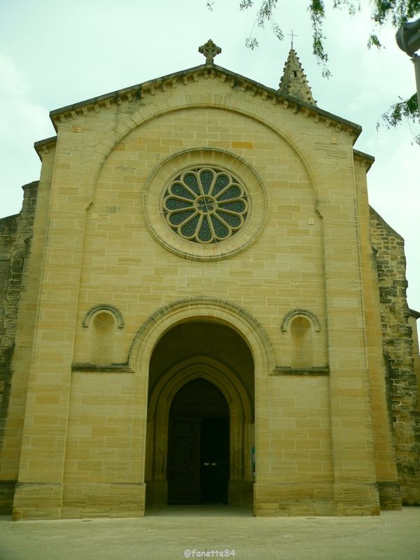 Église Saint Nazaire Saint Celse à Mazan