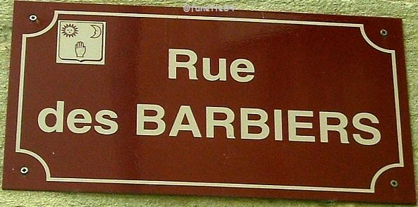 Plaque de rue des Barbiers à Mazan