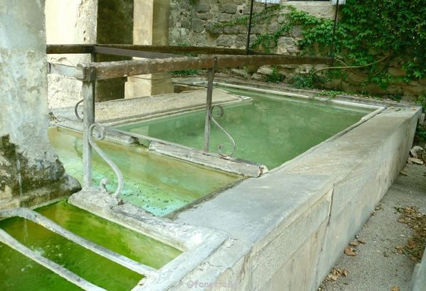 Lavoir de Malemort Du Comtat