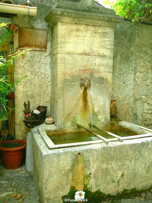 Fontaine à Mormoiron