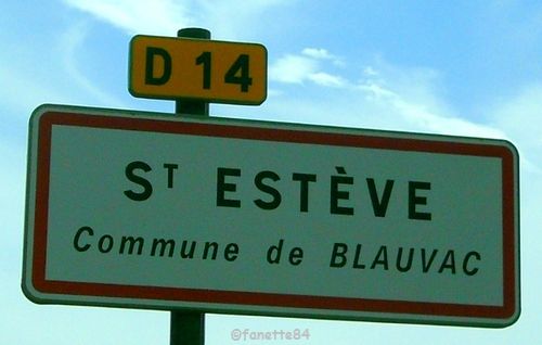 Panneau de la ville St Estève