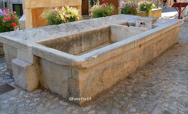 Lavoir à Bédoin