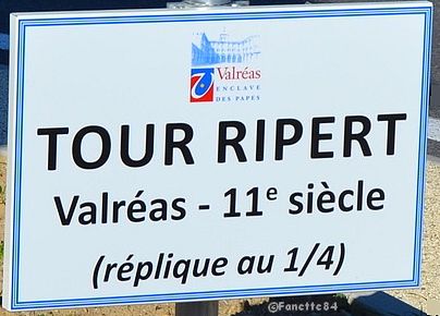 Plaque du nom de la Tour Rippert