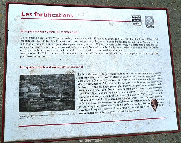 Panneau explicative des fortifications d'Aubignan