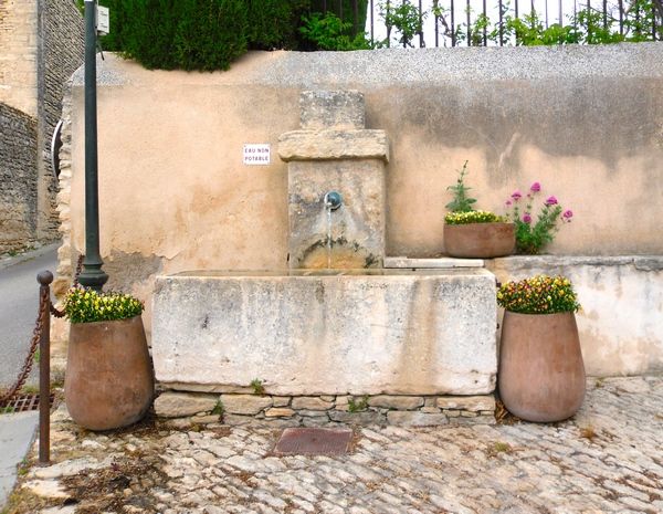 fontaine de Cabrières d'Avignon