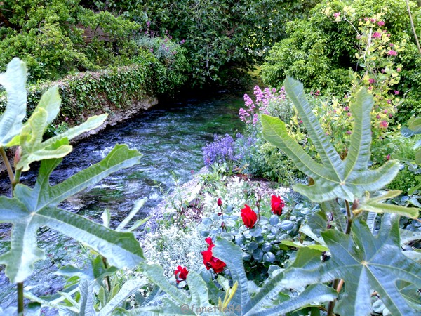Jardin de Pétraque à Fontaine de Vaucluse