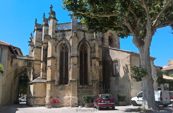 Eglise St Michel à Caderousse