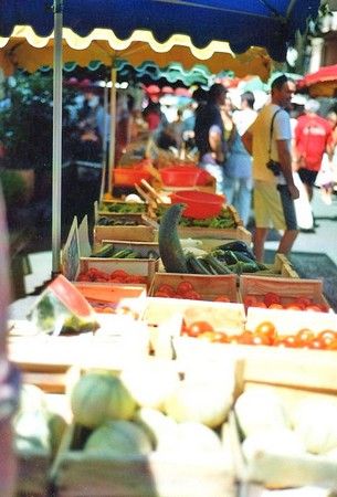 MARCHE DE VAISON